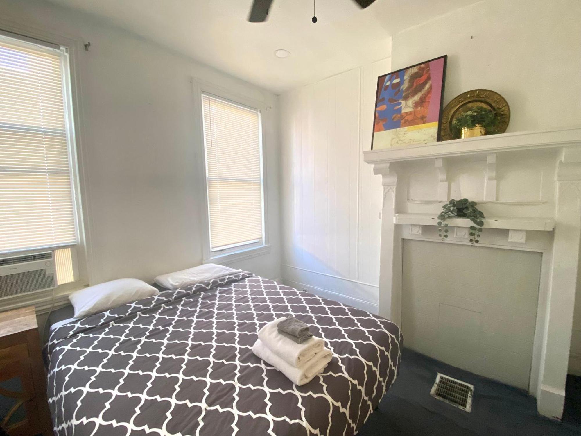 Oui On Ludlow - Entire House And Private Rooms In University City Philadelphia Ngoại thất bức ảnh